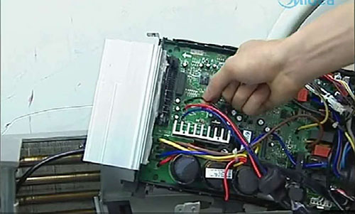 青龙美的空调电话是多少